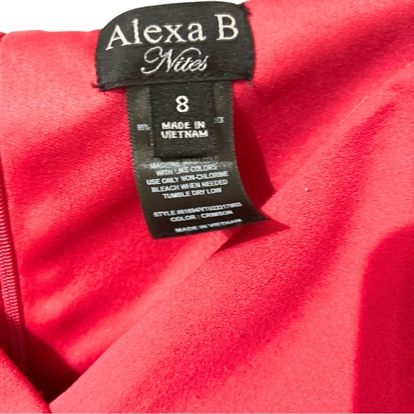 Formal Alexa B Nites Pink Pleated Long Dress with Double Slit Ruffle Size 8 - Picture 4 of 5